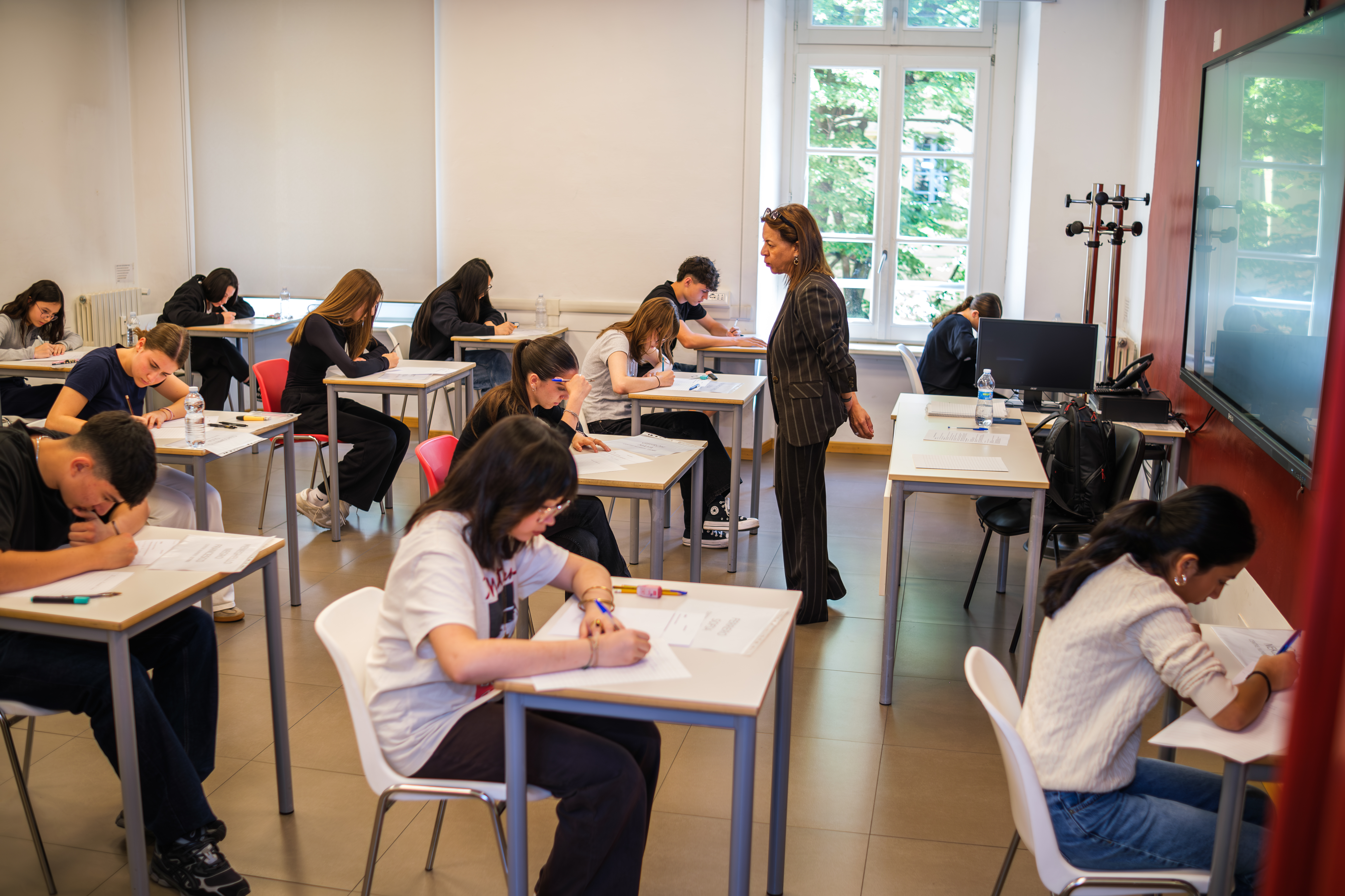 Vittoria International School —  DSF9423 Enhanced NR